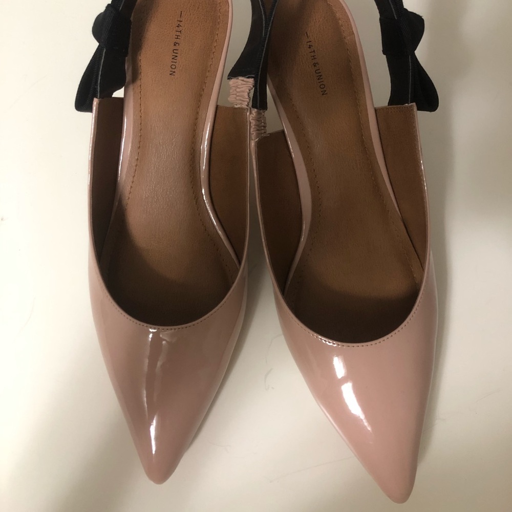 Kitten heel shoes
